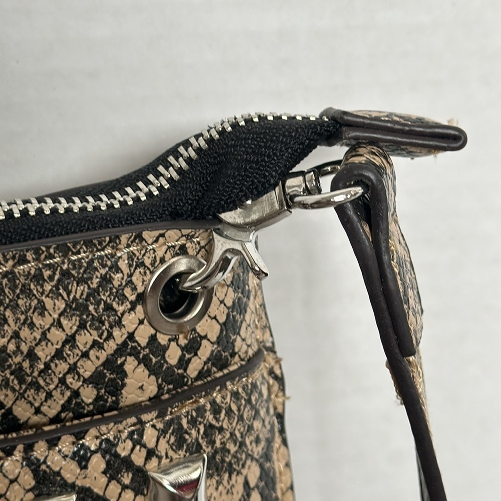 Carlos Santana 2 pc Purse and Wristlet snake print - Picture 5 of 16